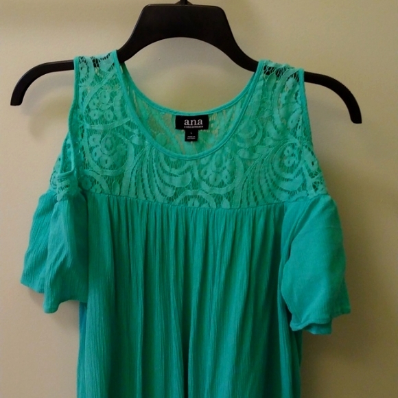 a.n.a. mint green blouse - Picture 2 of 2